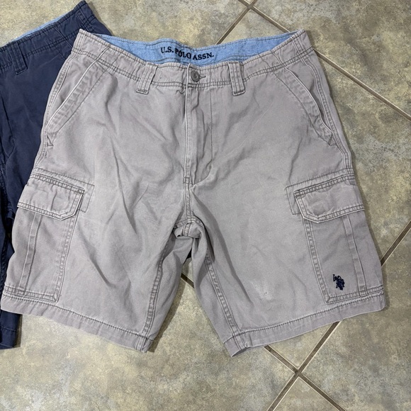 Polo Assn Mens 2 Cargo Bundles Shorts Gray Size 36 x 8.5 Inseam Casual Outdoor - Picture 3 of 12